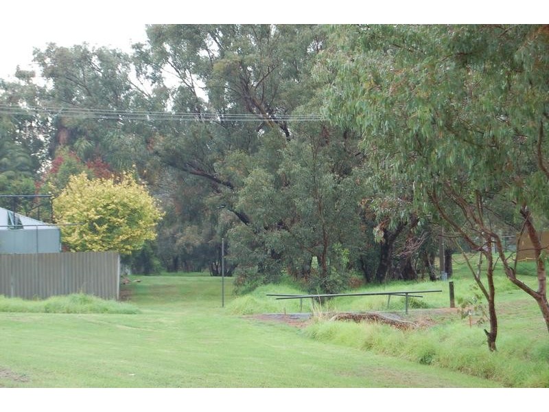12 Barussela Avenue, Greenmount WA 6056