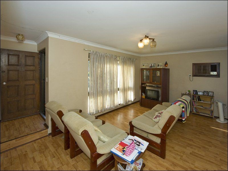 7 Ivers Court, Langford WA 6147