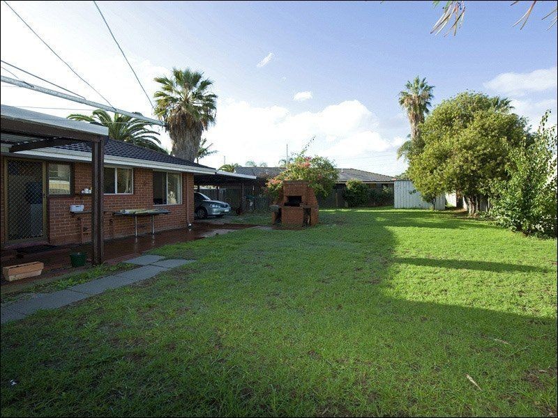 7 Ivers Court, Langford WA 6147