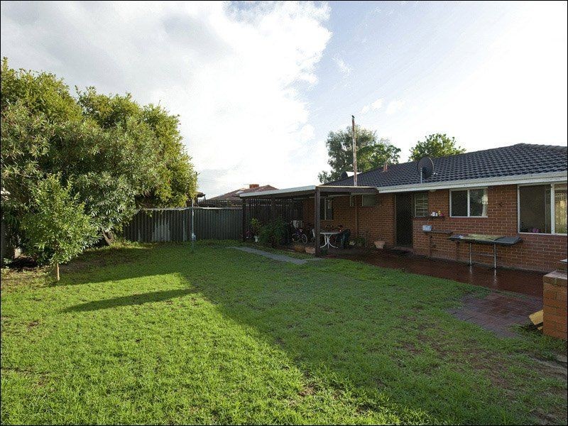 7 Ivers Court, Langford WA 6147