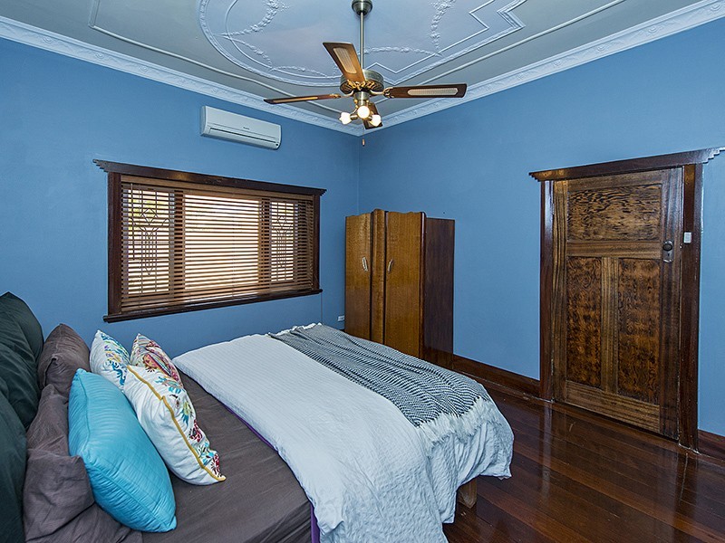 44 Camberwell Street, East Victoria Park WA 6101