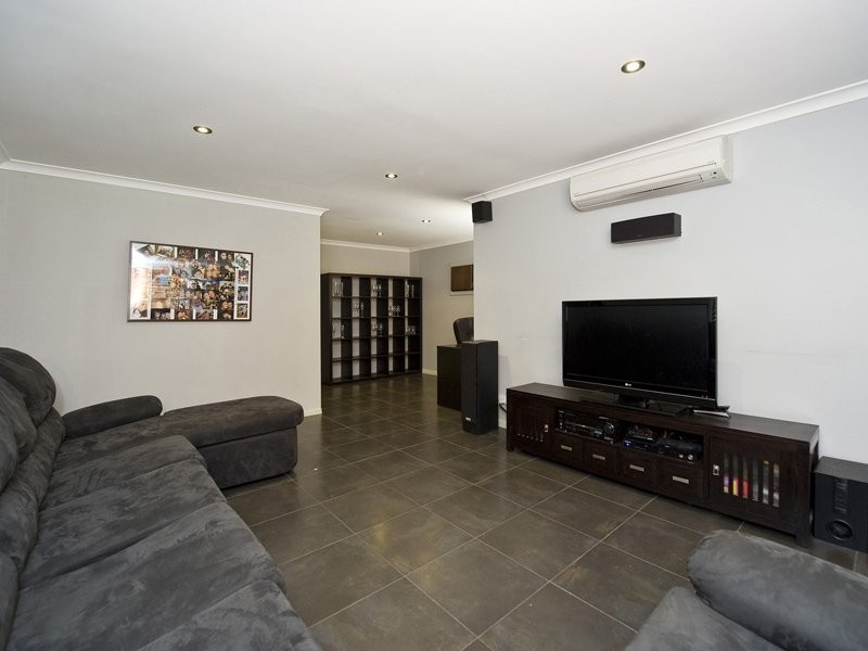 2/54 Lindisfarne Way, Balcatta WA 6021