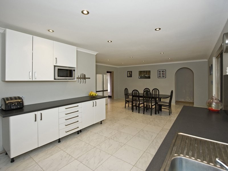 2/54 Lindisfarne Way, Balcatta WA 6021