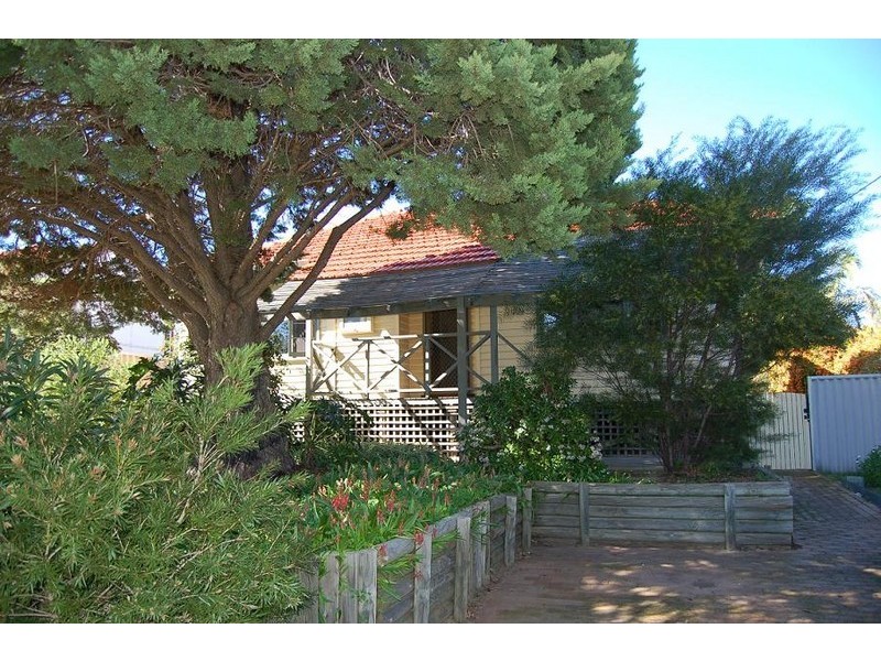 8 Hertford Street, East Victoria Park WA 6101