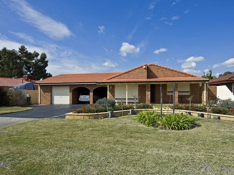 18 Hyland Way, Wilson WA 6107