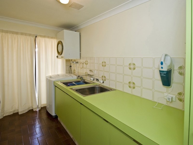 18 Hyland Way, Wilson WA 6107