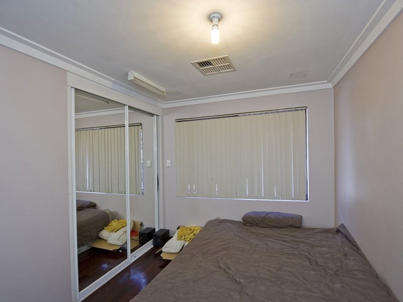 24 Stonehouse Crescent, Bentley WA 6102
