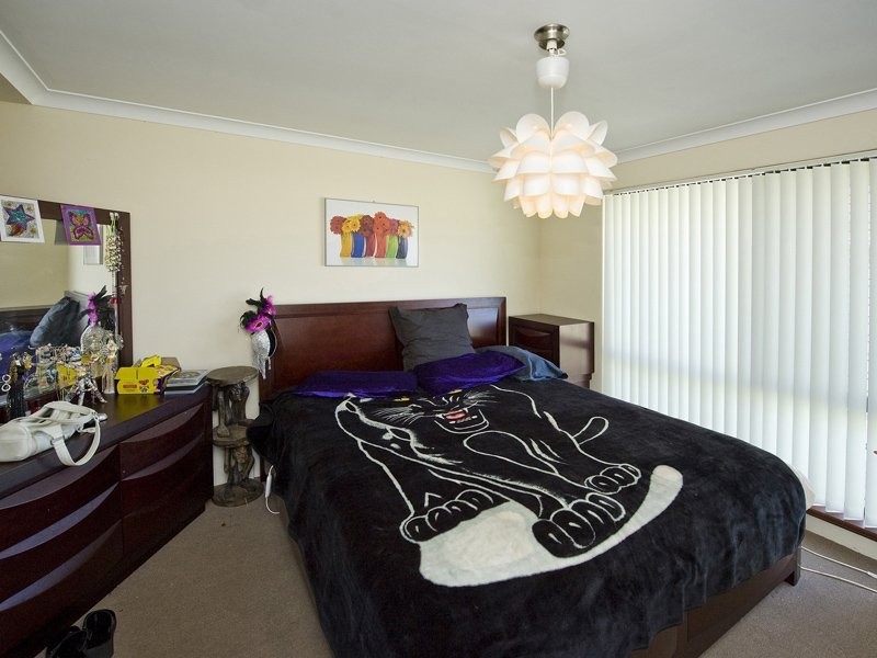 2 Expedition Drive, Thornlie WA 6108