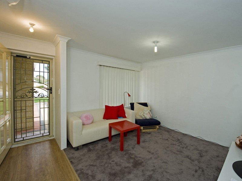 57A Donaldson Street, Queens Park WA 6107