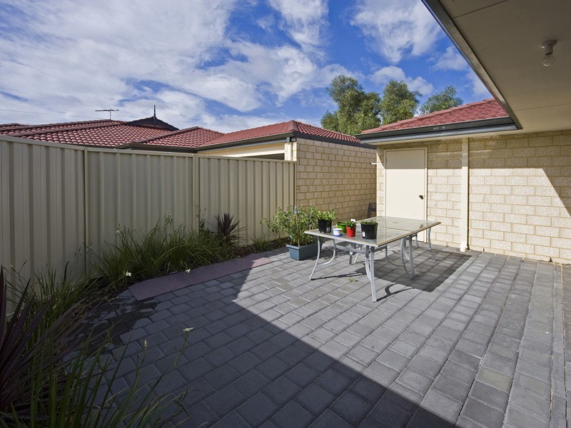 57A Donaldson Street, Queens Park WA 6107