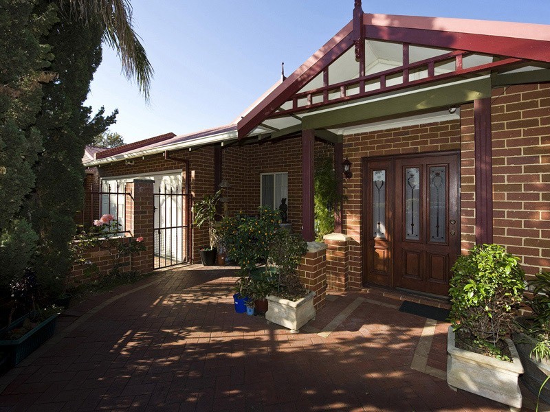 1/18 Washington Street, Victoria Park WA 6100