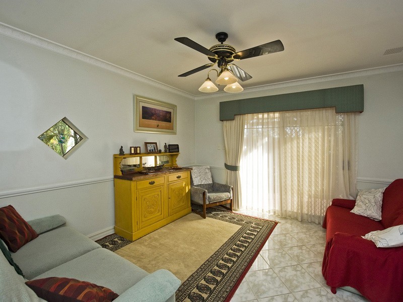 1/18 Washington Street, Victoria Park WA 6100