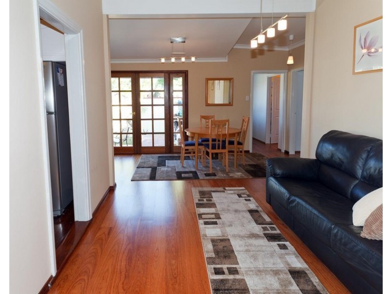 20 Balmoral Street, East Victoria Park WA 6101