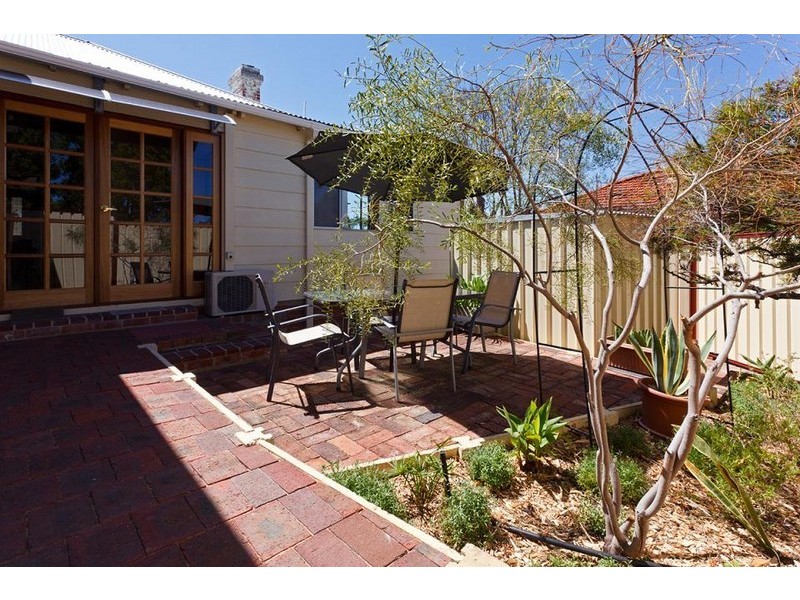 20 Balmoral Street, East Victoria Park WA 6101