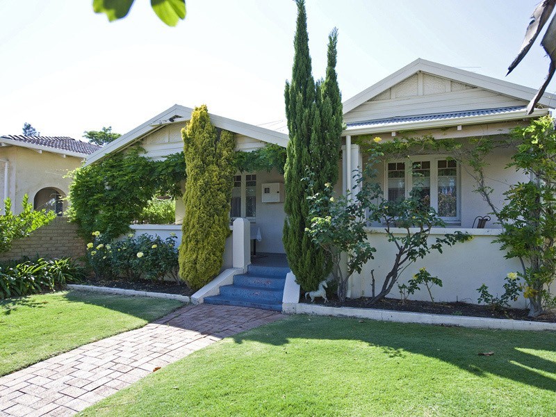 208 Canning Highway, South Perth WA 6151