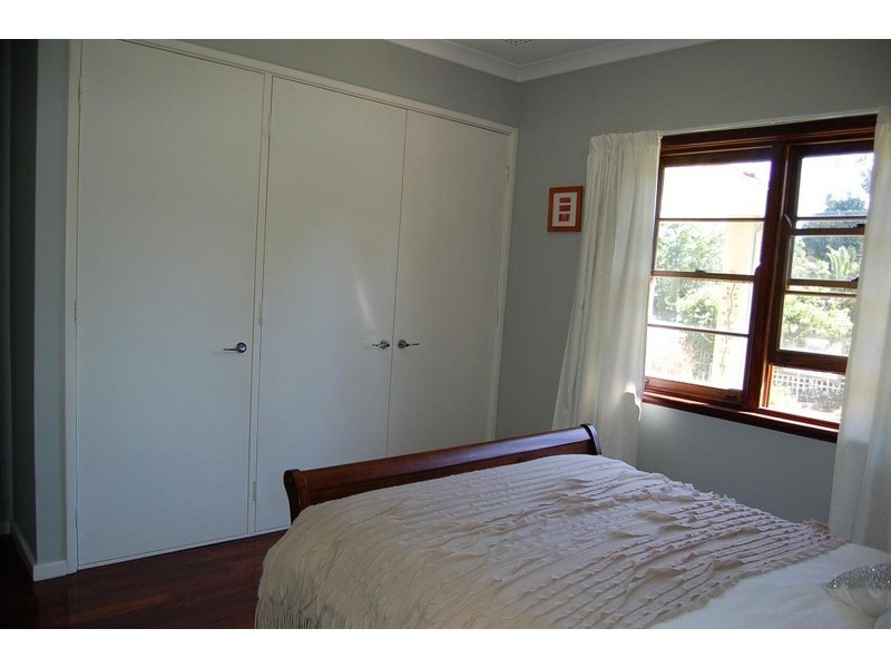 6 Canny Road, St James WA 6102