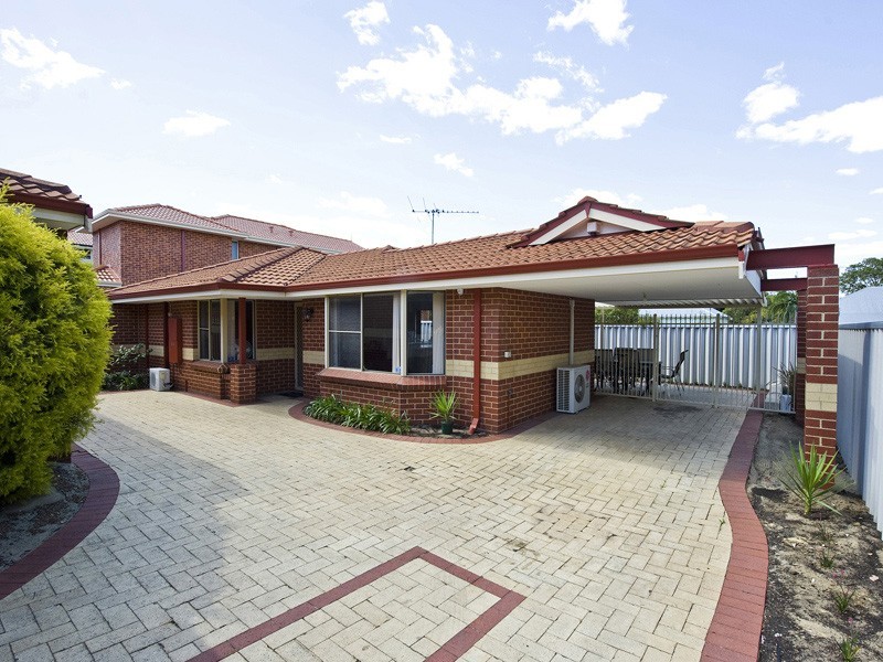 4/42 Teague Street, Victoria Park WA 6100