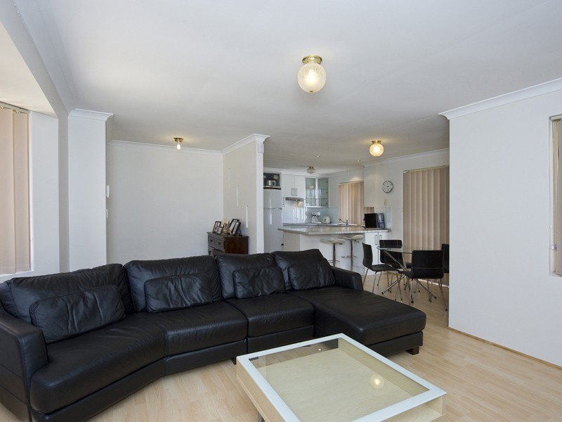 4/42 Teague Street, Victoria Park WA 6100