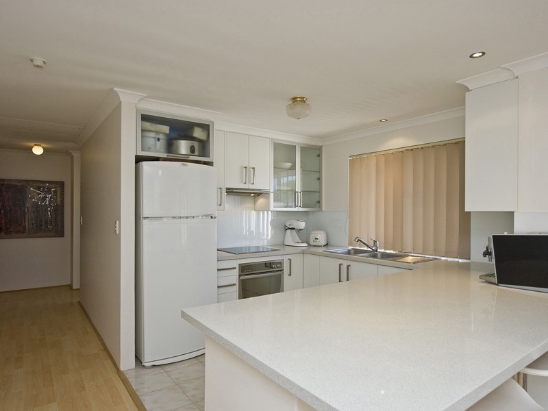 4/42 Teague Street, Victoria Park WA 6100