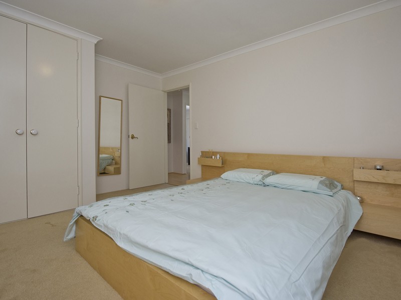 4/42 Teague Street, Victoria Park WA 6100