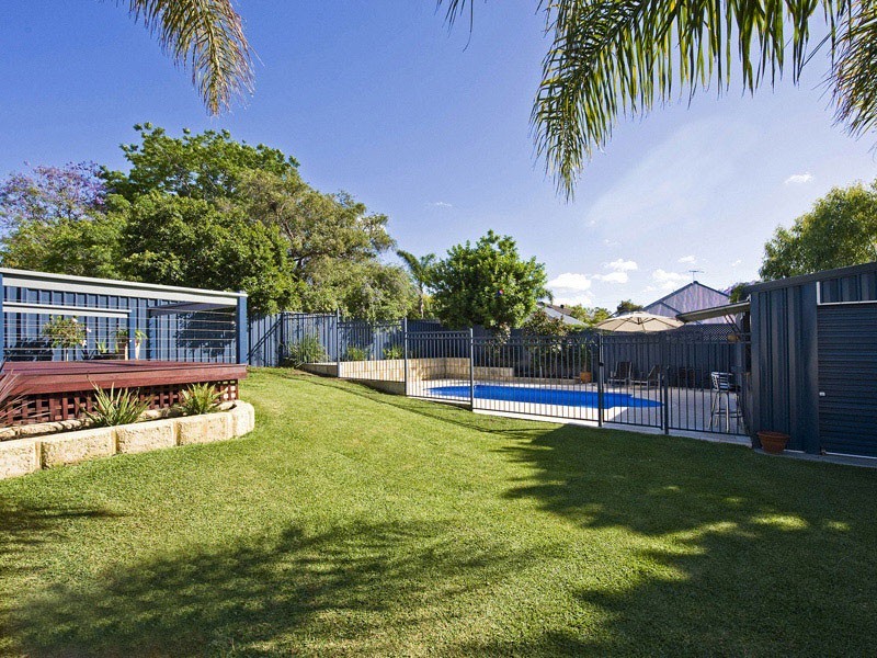 130 Devenish Street, East Victoria Park WA 6101