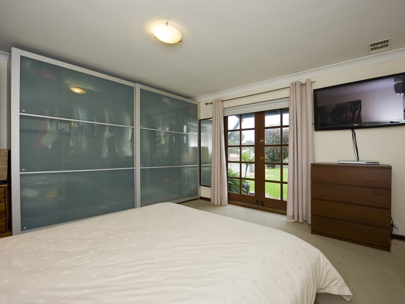 130 Devenish Street, East Victoria Park WA 6101