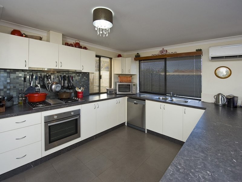 57B Donaldson Street, Queens Park WA 6107