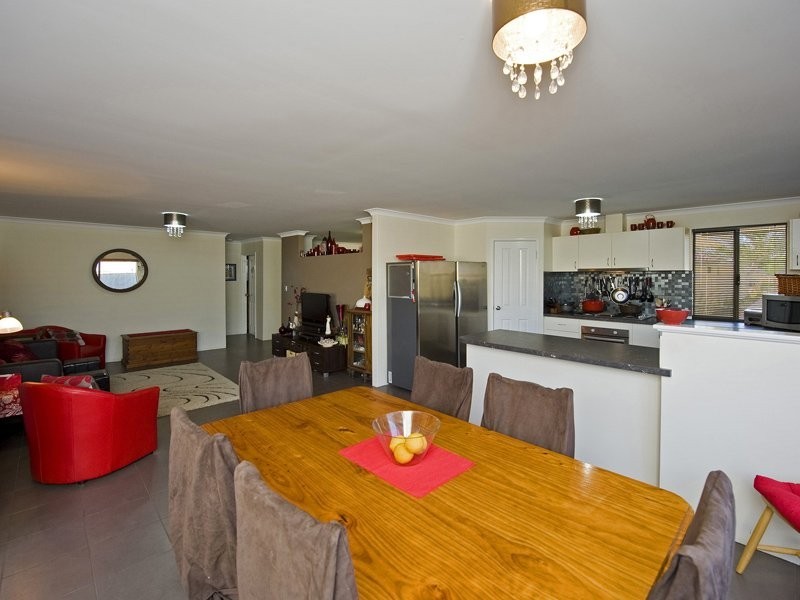 57B Donaldson Street, Queens Park WA 6107
