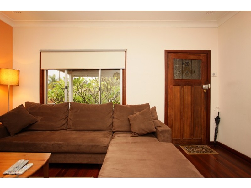5 Pallitt Street, St James WA 6102