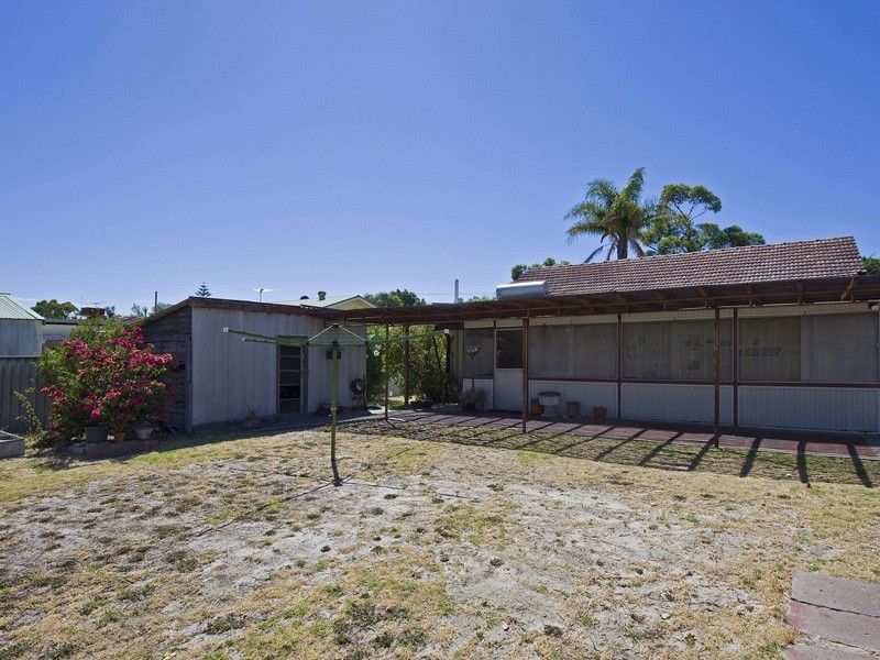 19 Celebration Street, Beckenham WA 6107