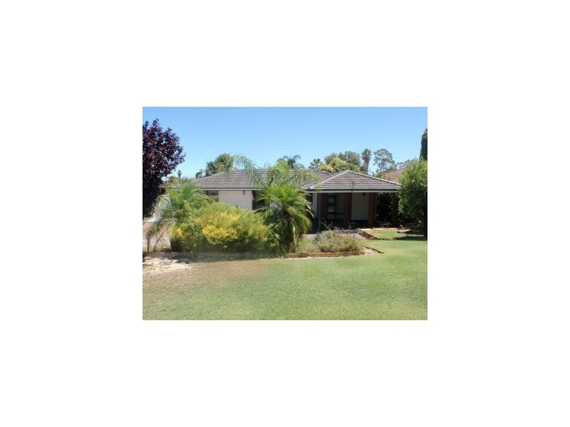 11 Nutfield Street, Bayswater WA 6053
