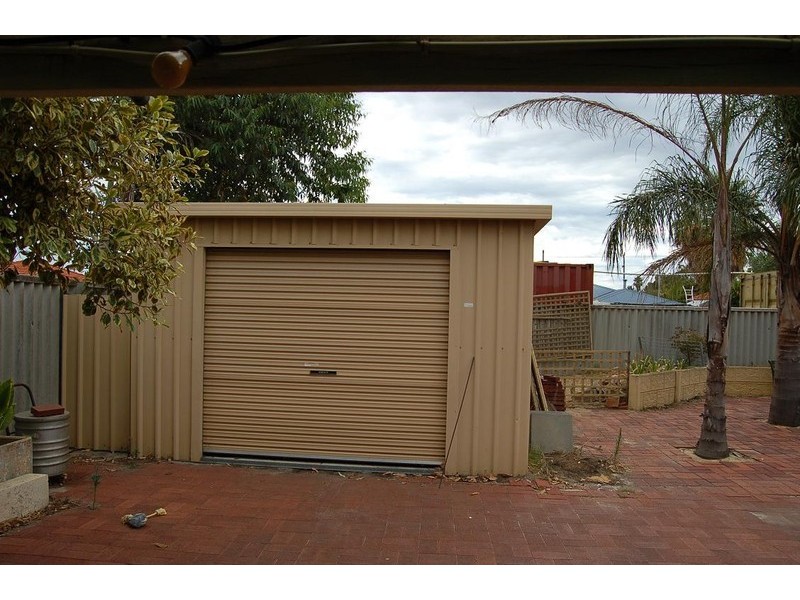 11 Nutfield Street, Bayswater WA 6053