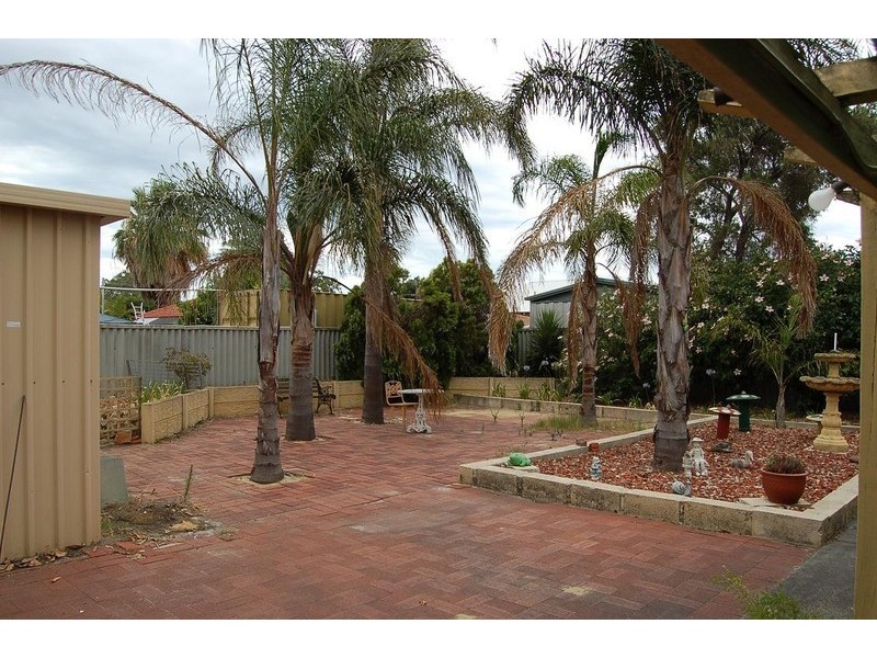 11 Nutfield Street, Bayswater WA 6053