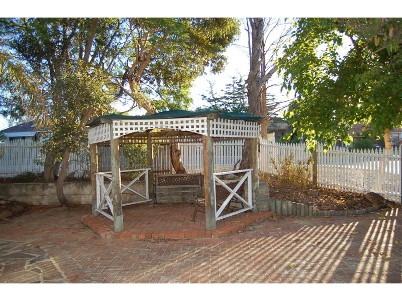 28 Creaton Street, East Victoria Park WA 6101