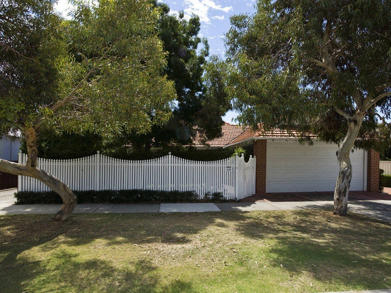 39 State Street, Victoria Park WA 6100