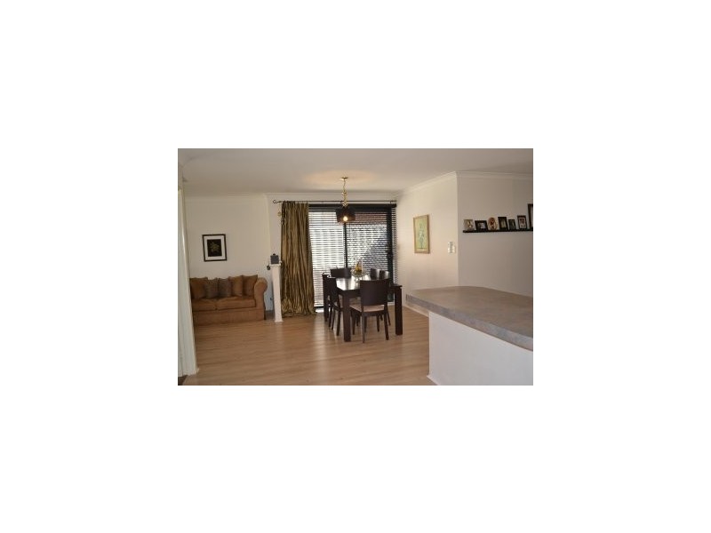 35 Gochean Avenue, Bentley WA 6102