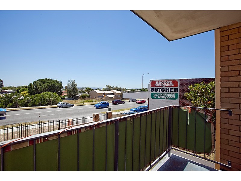 11/1055 Albany Highway, St James WA 6102