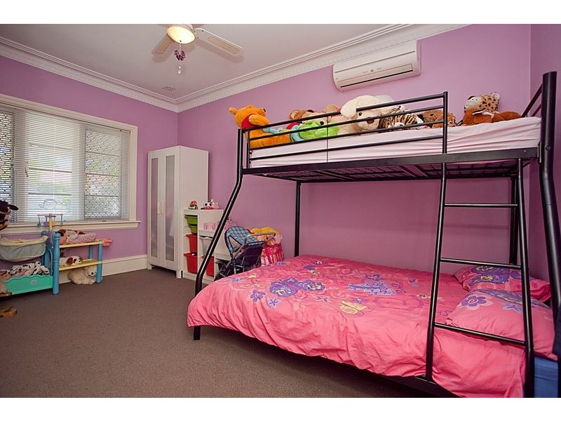 1 Alvah Street, St James WA 6102