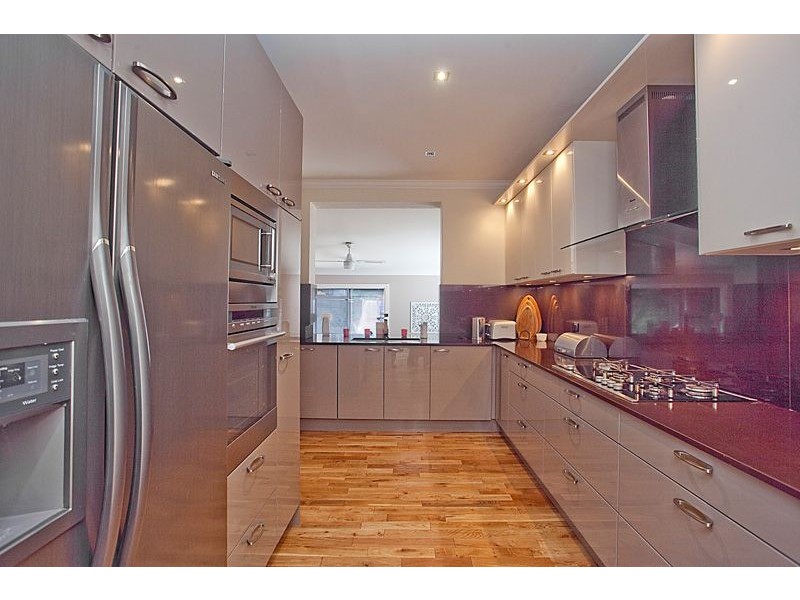 1 Alvah Street, St James WA 6102