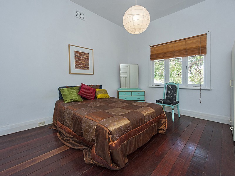 100 Basinghall Street, East Victoria Park WA 6101