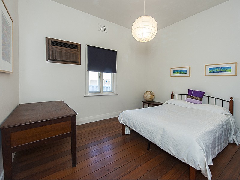 100 Basinghall Street, East Victoria Park WA 6101