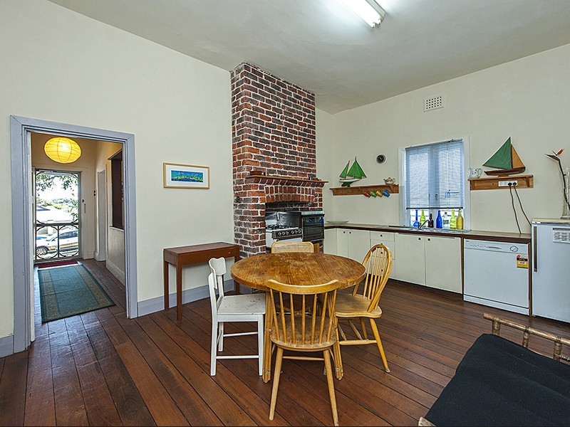 100 Basinghall Street, East Victoria Park WA 6101