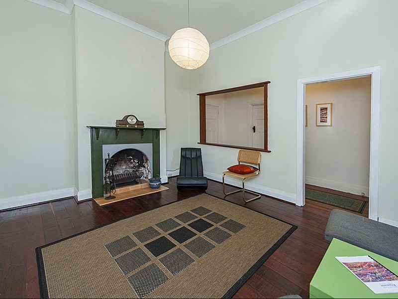 100 Basinghall Street, East Victoria Park WA 6101