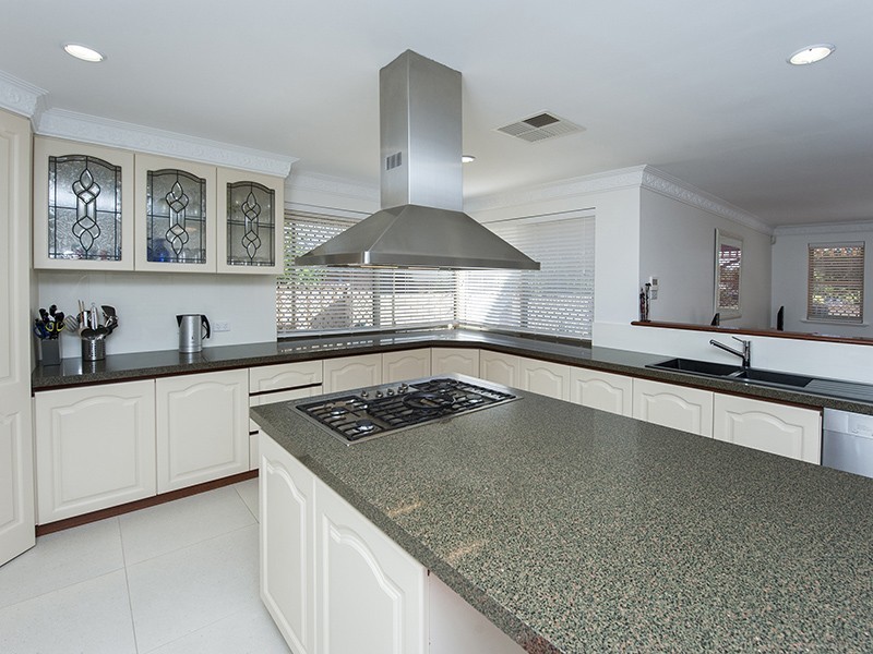 112 Basinghall Street, East Victoria Park WA 6101