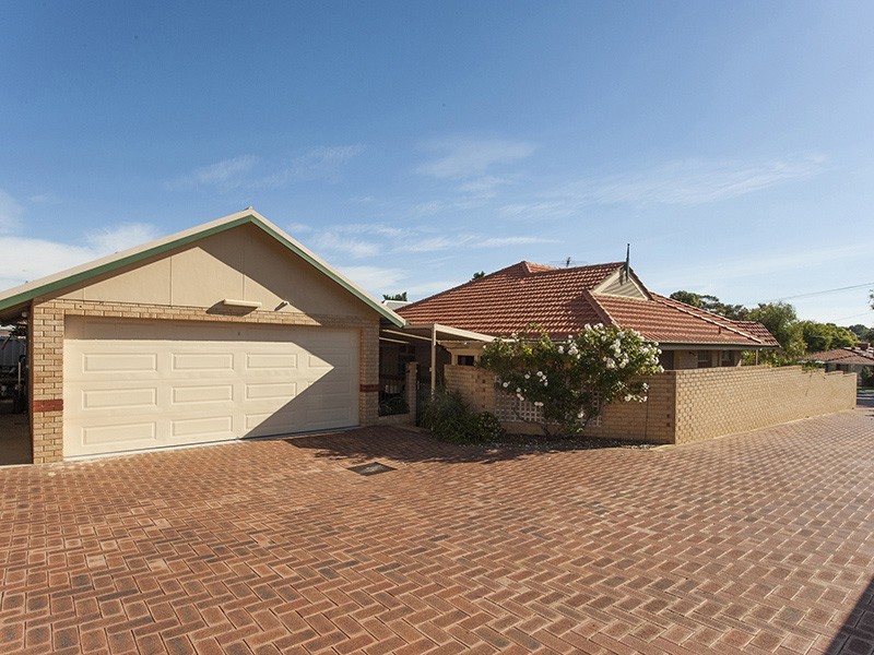 112 Basinghall Street, East Victoria Park WA 6101