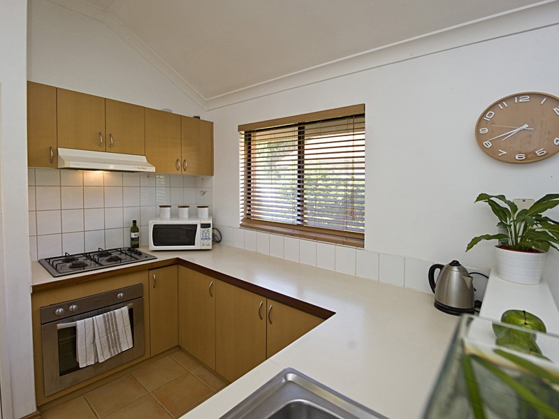 2/114 Basinghall Street, East Victoria Park WA 6101