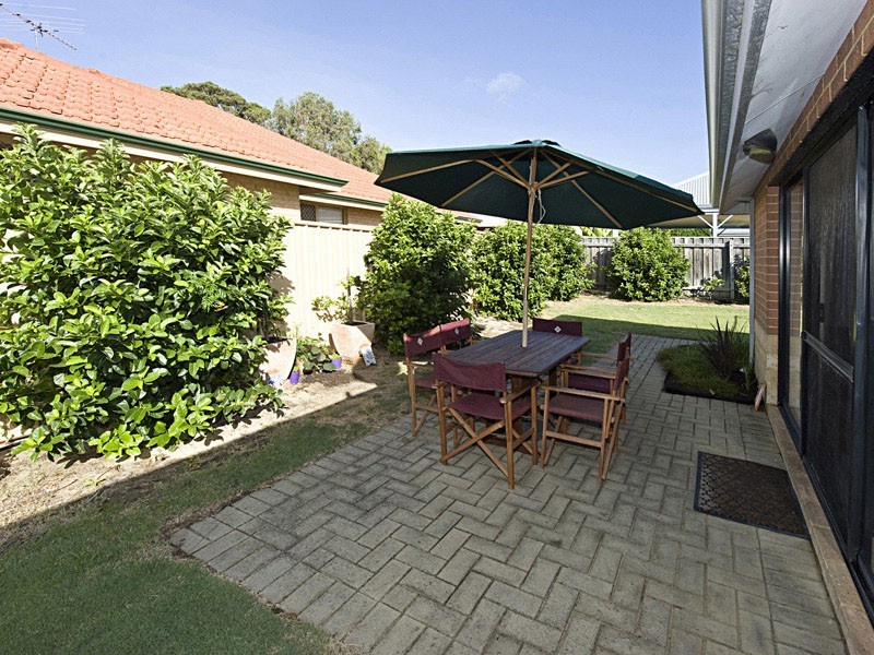 2/114 Basinghall Street, East Victoria Park WA 6101