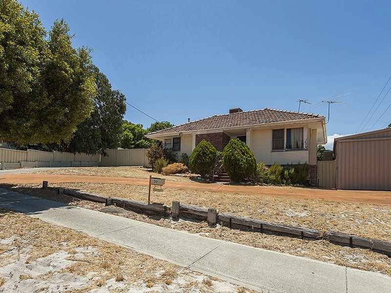 20 Beesley Street, St James WA 6102