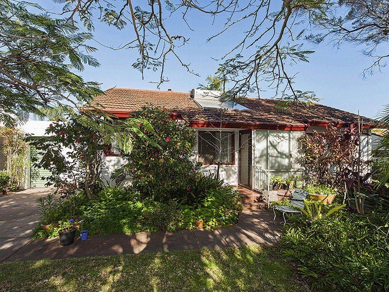 51 Creaton Street, St James WA 6102