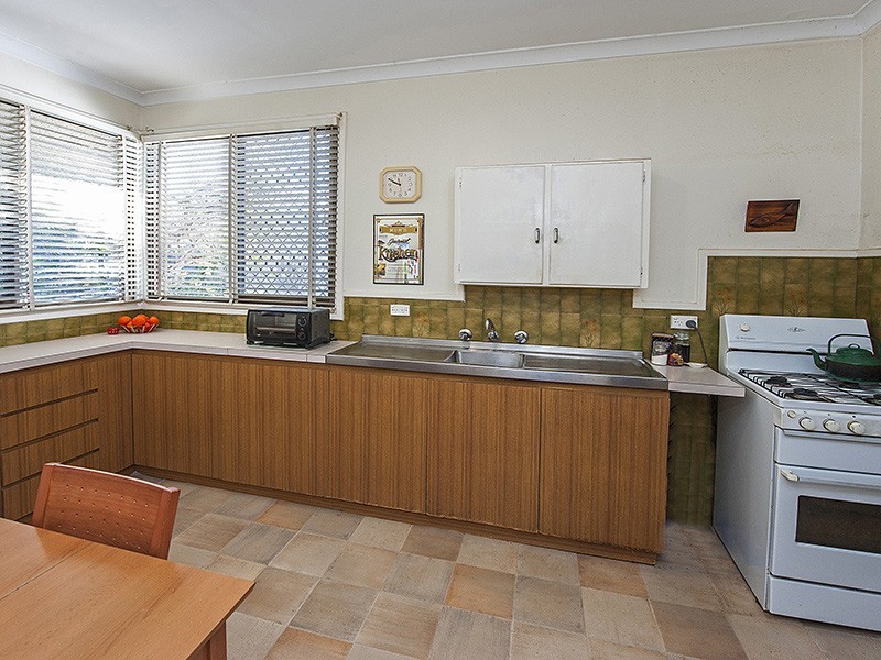 51 Creaton Street, St James WA 6102